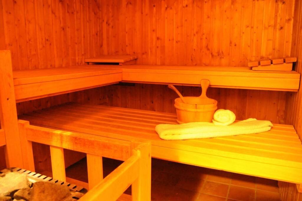 Gemuetliche Wohnung Unter Reet Mit Pool Und Sauna In קייטום מראה חיצוני תמונה