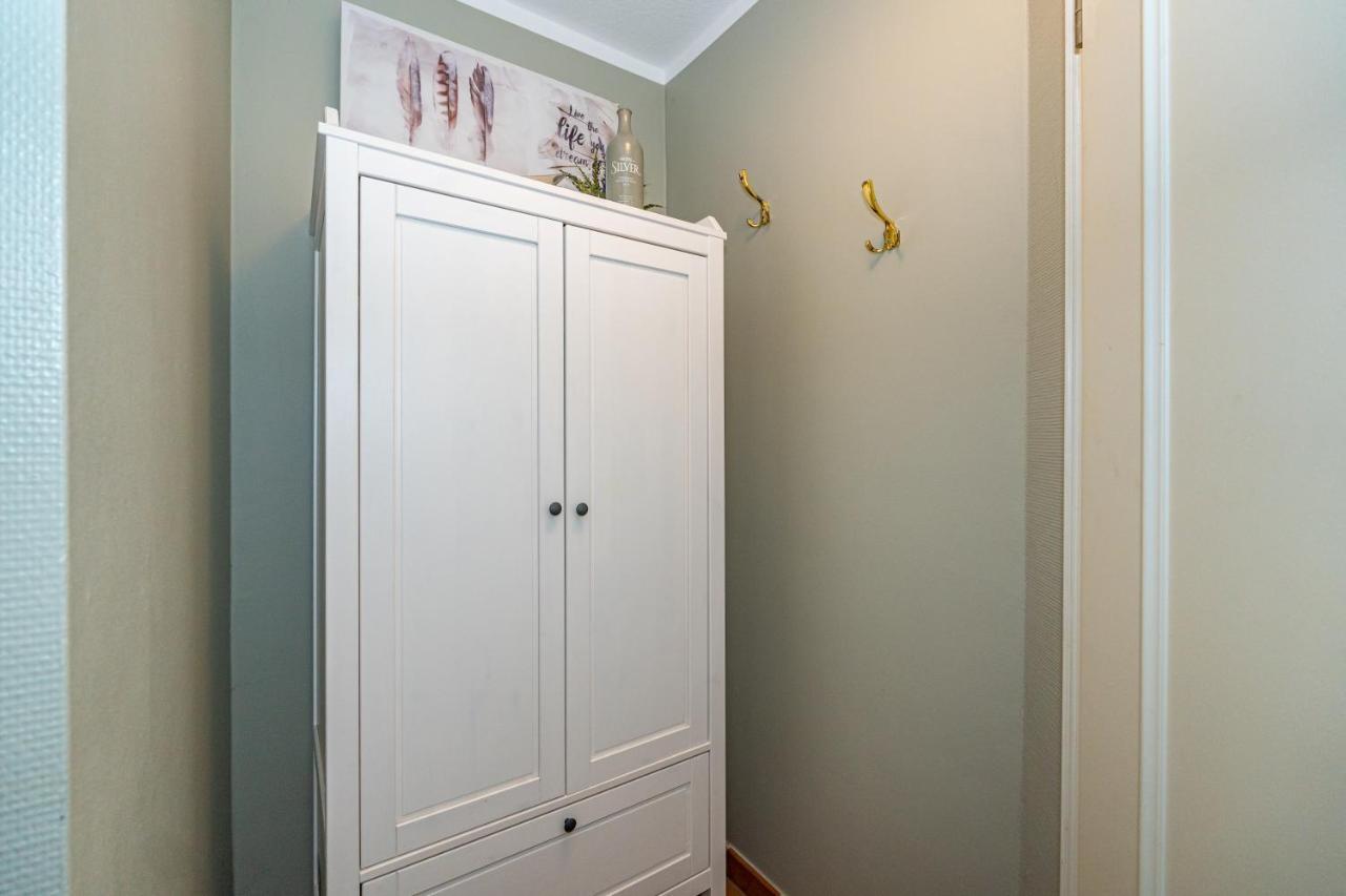 Gemuetliche Wohnung Unter Reet Mit Pool Und Sauna In קייטום מראה חיצוני תמונה
